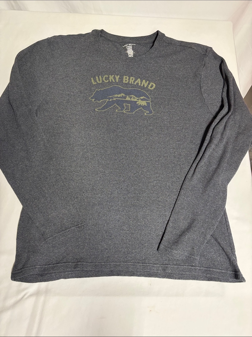 Lucky Brand Men’s L Charcoal Waffle Thermal Bear Graphic Long Sleeve Shirt